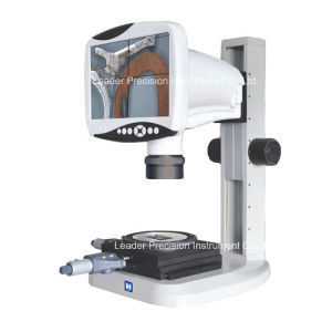 117X que inspeciona o microscópio ereto